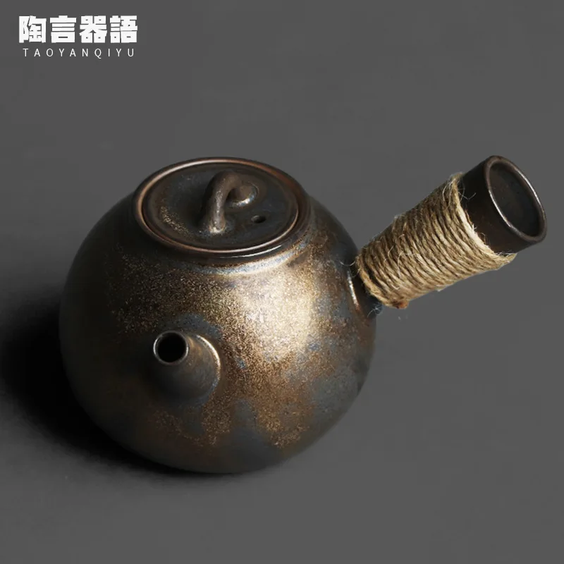 Japanese Kiln Baked Black Gold Side Handle Teapot Handmade Vintage Pottery Zen Tea Ware Personality Tea Making Pot