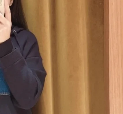 2025 Giacca da tasca alla moda a maniche lunghe con cerniera nuova giacca di jeans da donna autunno e inverno