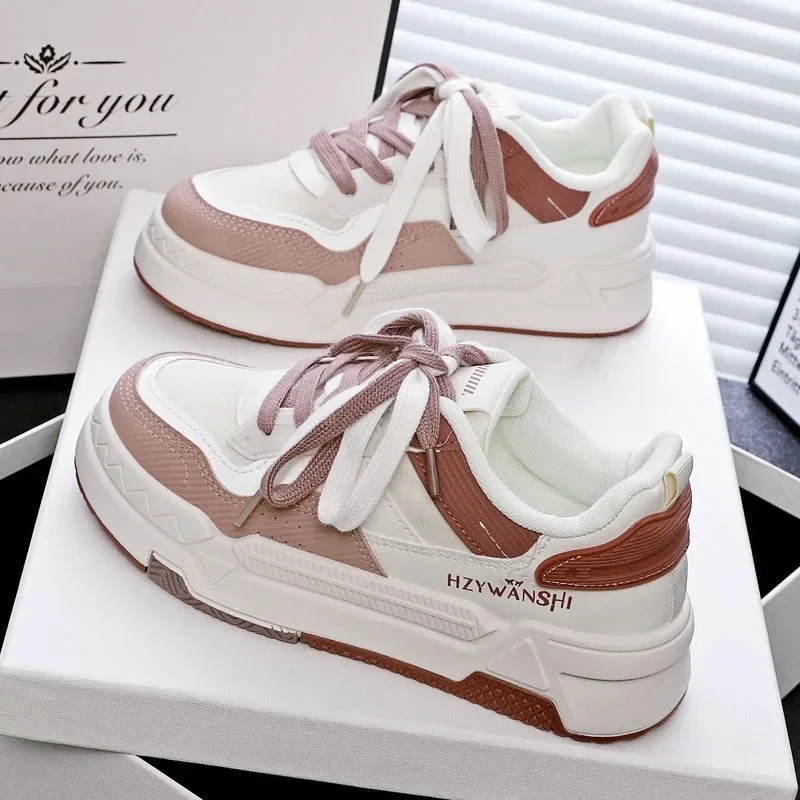 2024 nuove scarpe da donna autunno e inverno originale suola spessa piccole scarpe bianche tendenza americana scarpe moda Casual per le donne