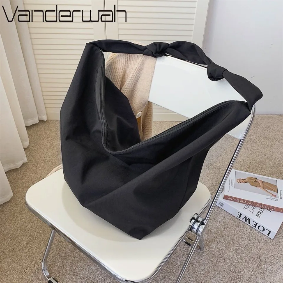 

Crossbody Bags Solid Color Large Capacity Hobos Japanese Style Nylon Waterproof Travel Shoulder Messenger Handbags Zipper Purse