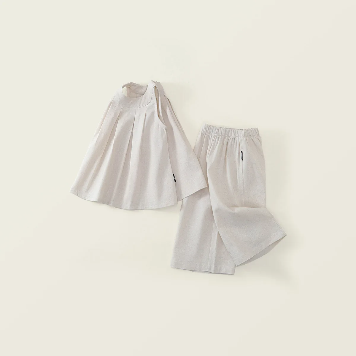 new delivery summer girl clothes 2pc/set top shirt+short pant children baby kids students fashion 90-140 2-7year lovey