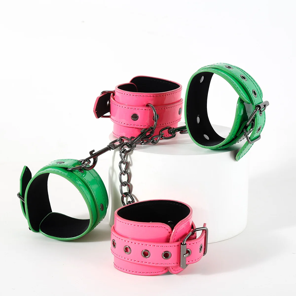 أصفاد SM للبالغين من جلد البولي يوريثان الملون كاندي لكل من الرجال والنساء مثالية للعب عبودية جنسية للأزواج