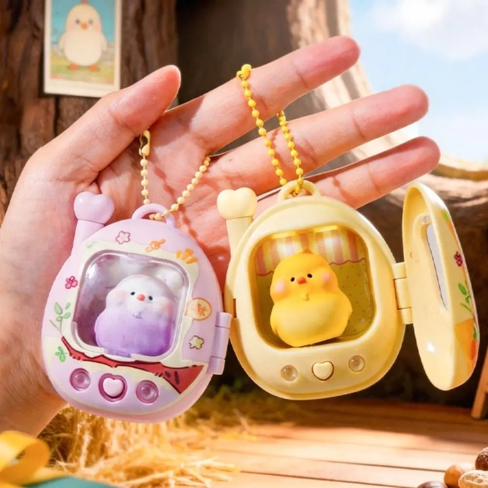 Cute Mini Parrot Keychain Retro Television Press Flash Light Up Pendant Bag Charm Pet Lovers Birds Doll Keyring Bag Pendant