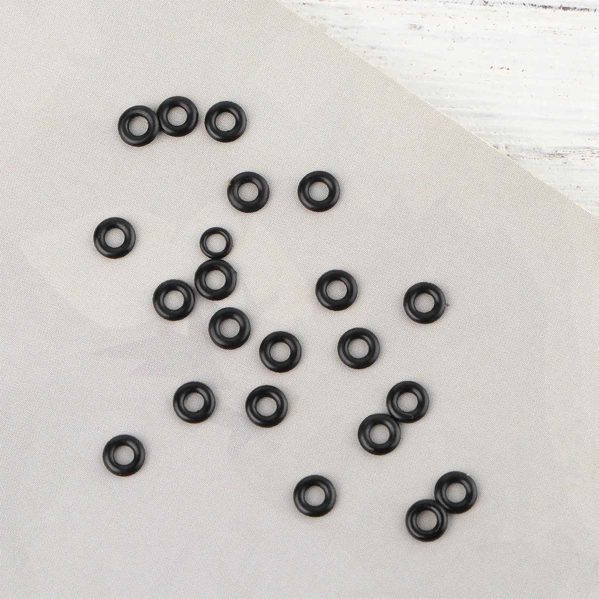 

Watch Repair Parts Waterproof O-Ring Rubber Gasket Set for Back Case Sealing Multiple Sizes Flexible Odorless Wear-Resistant