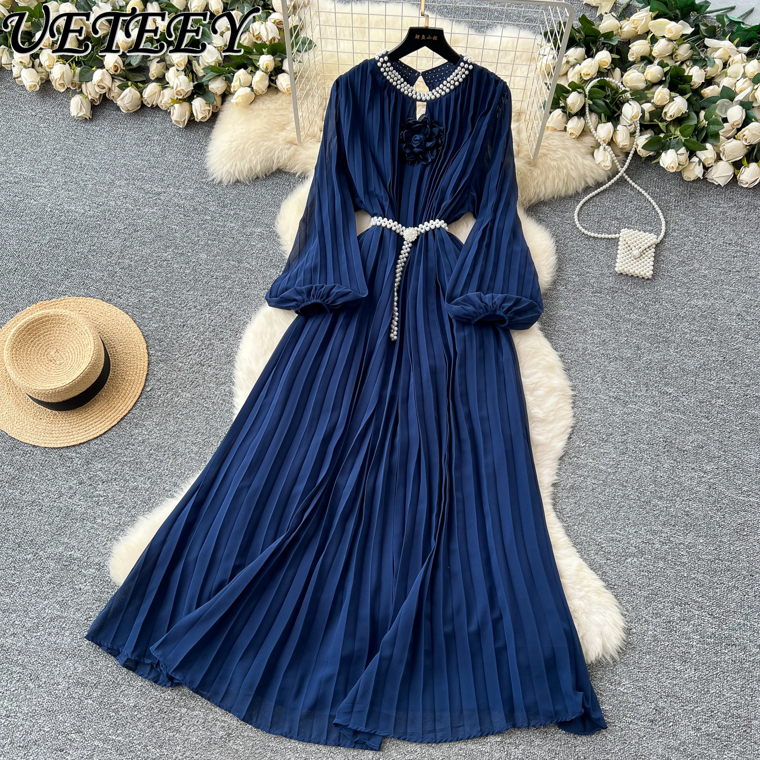 Französisches High-End-Schwerindustrie-Nagelbohrer, hohles Rundhals-langes Kleid, Blumenlaterne, Ärmel, Riemen, Taille, plissiertes Chiffon-Kleid