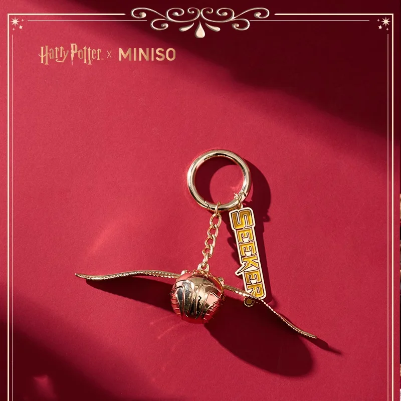 

MINISO Harry Potter series Golden Snitch Hedwig pendant bag keychain cute phone case backpack decoration women accessories gift