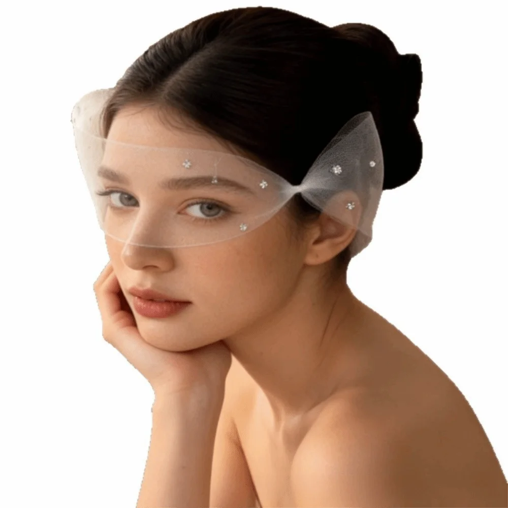 Elegant Mesh Pearl Short Veil White Tulle Fabric Pearl Embellished Party Eye Veil Bridal Face Mask Bridal Wedding Look
