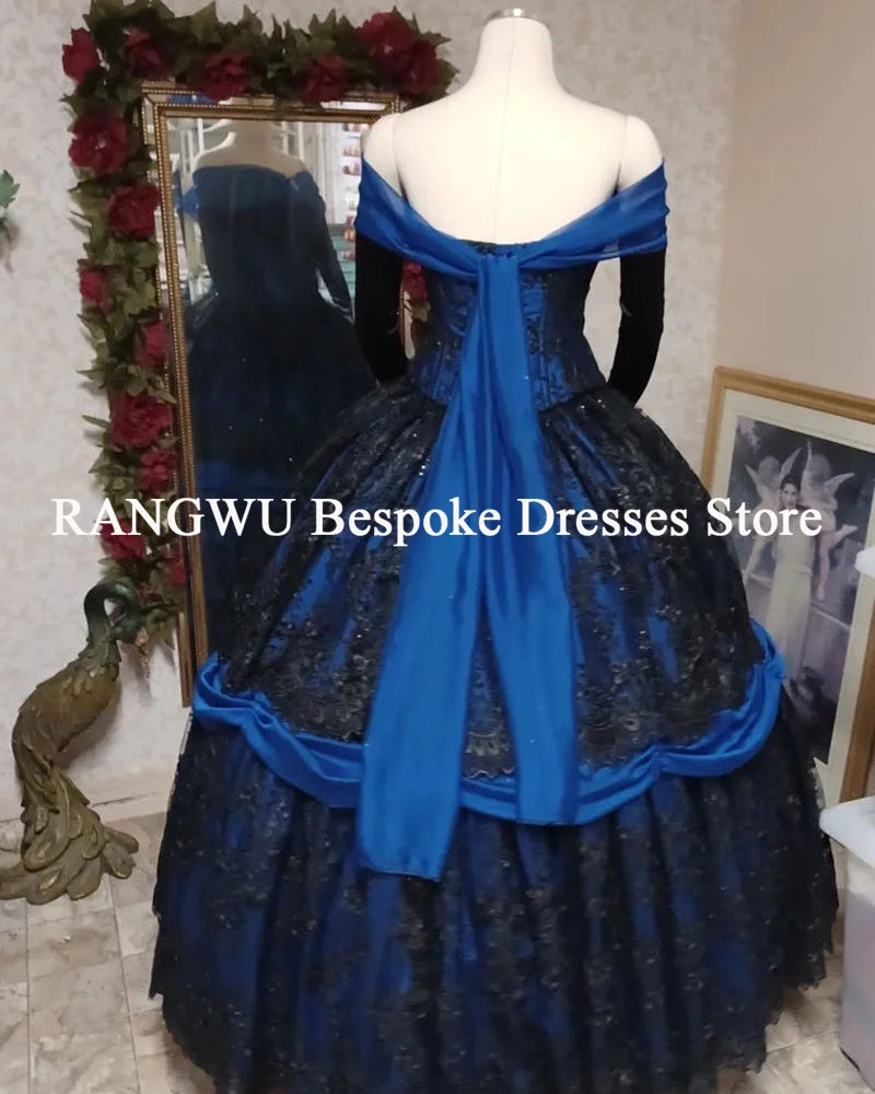 ชุดแต่งงานสไตล์วิคตอเรียน ชุดราตรีทรงบอลกาวน์ ปี 2026 แบบเปิดไหล่ ประดับลูกไม้ สีน้ำเงิน-ดำ ชุดเจ้าสาวแบบคอร์เซ็ท ชุดงานเลี้ยงสวมหน้ากาก สามารถสั่งตัดได้