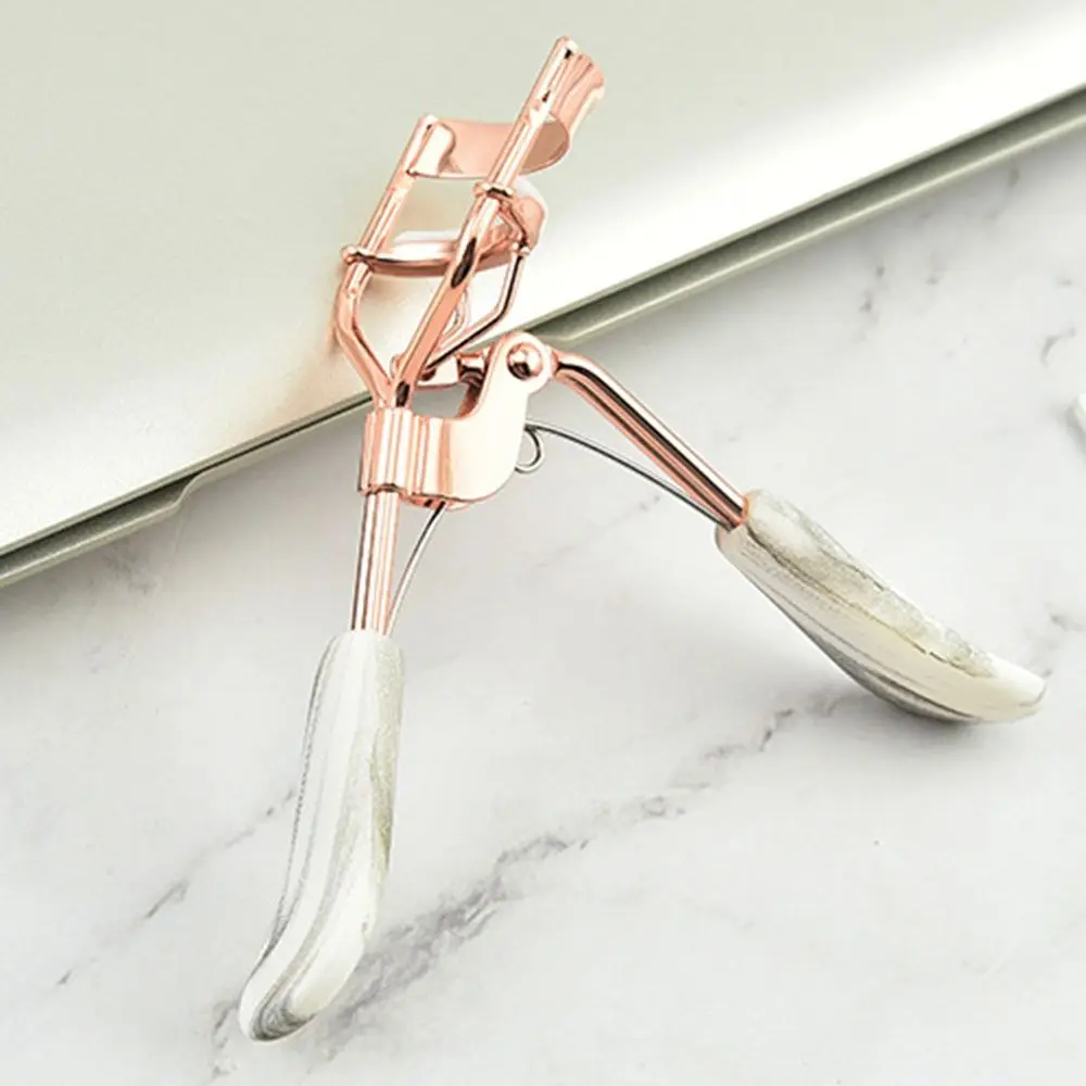Piegaciglia tipo pressa in acciaio inossidabile Manico ergonomico Sollevamento ciglia Ciglia Clip per arricciare Ampio angolo Apertura liscia