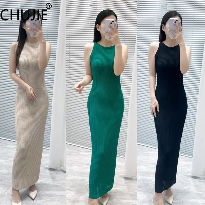 

CHUJIE Women's 2025 Summer French Style Maxi Dress - Sleeveless Round Neck Solid Knit Dress (Viscose Nylon Blend Waist-Defining)
