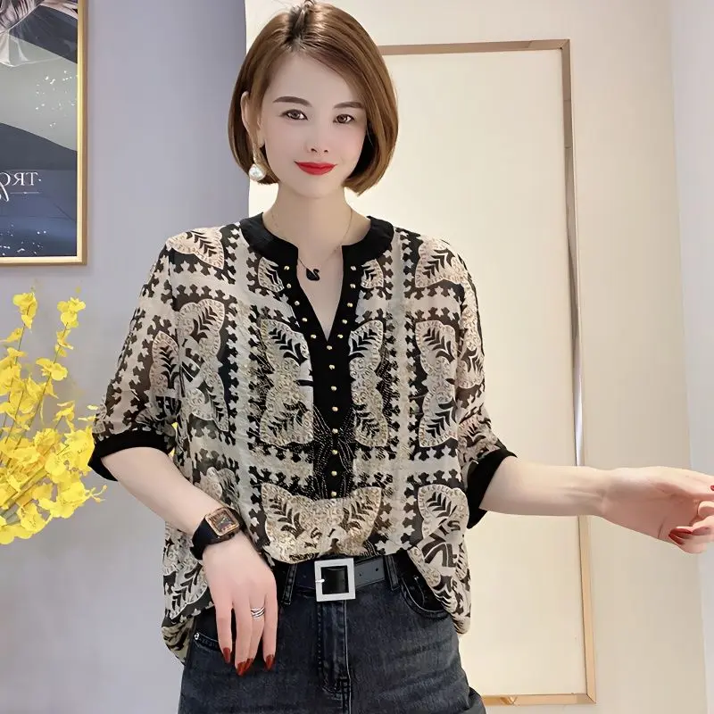 

Spring Casual Korean Fashion Loose Buttons Printing Pullover Short Sleeve Feminine Dignified Intellectual Generous Sven Grace