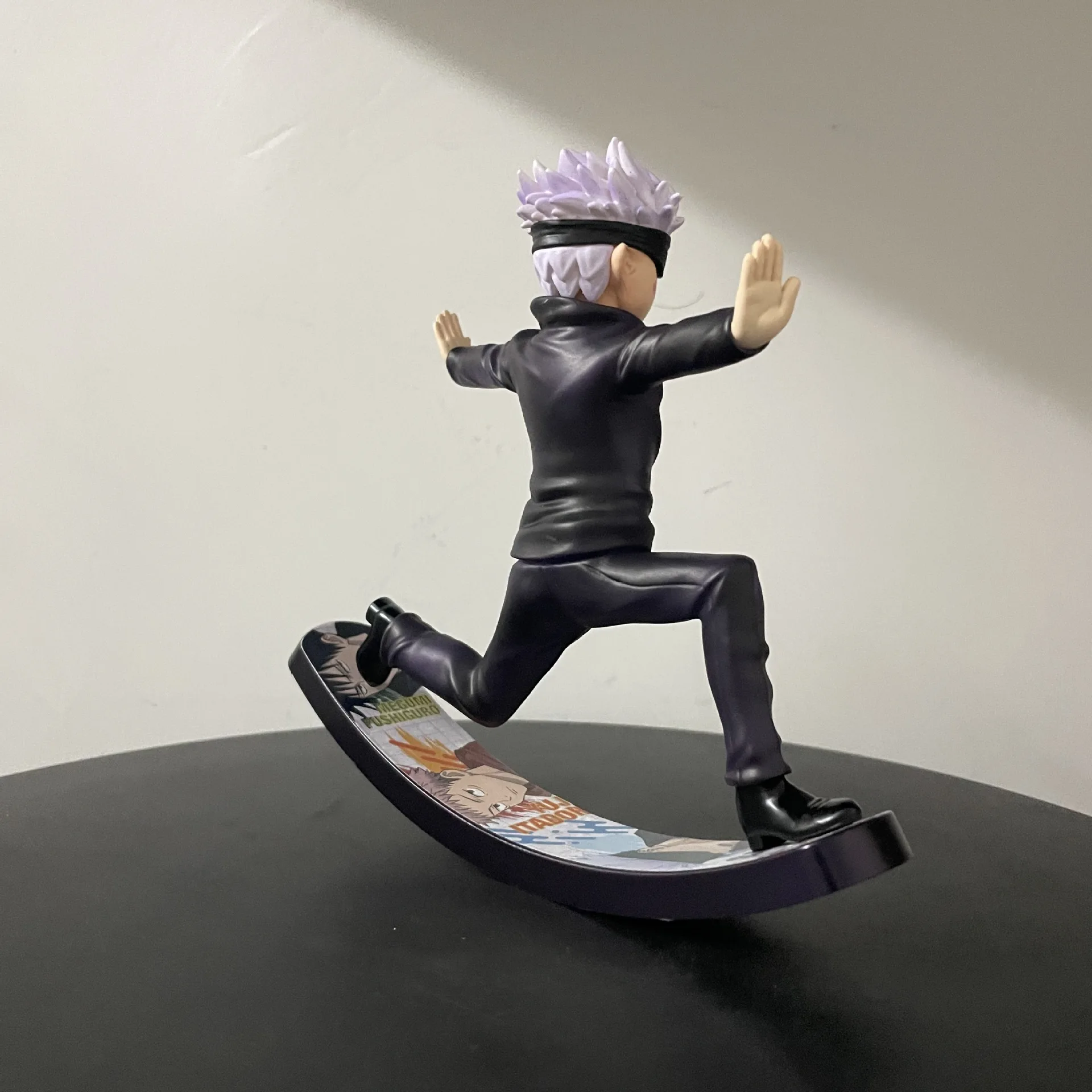 ​​16.5cm Jujutsu Kaisen Gojo Satoru GK Statue Anime Figure Car Desktop Decoration Collectible Gift for Fans​ view 2