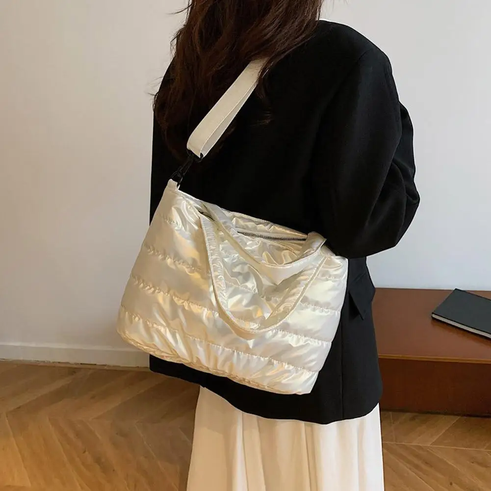 Damenhandtaschen, leichte Puffy-Handtasche mit großem Fassungsvermögen, gesteppte Schultertasche mit verstellbarem Riemen, Puffer-Tragetasche, Einkaufstasche – Detail 32
