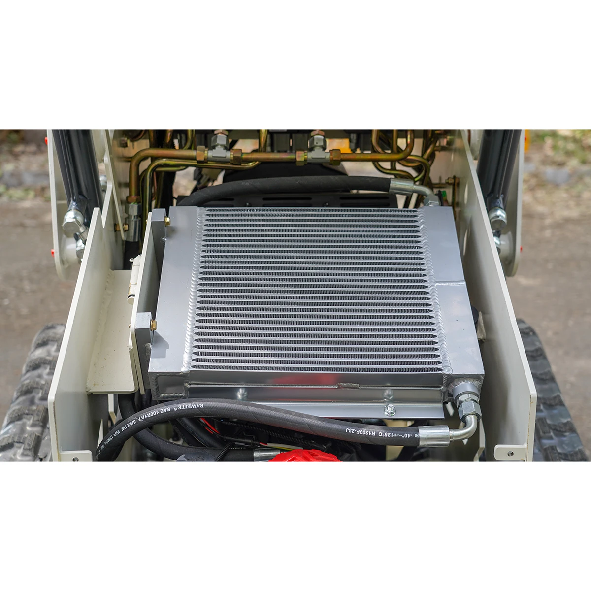 تخصيص انزلاق التوجيه محمل مزرعة صغيرة حديقة راتو محرك الحمولة 480 كجم أقصى سرعة 3600rmp محمل المسار حفارة #5