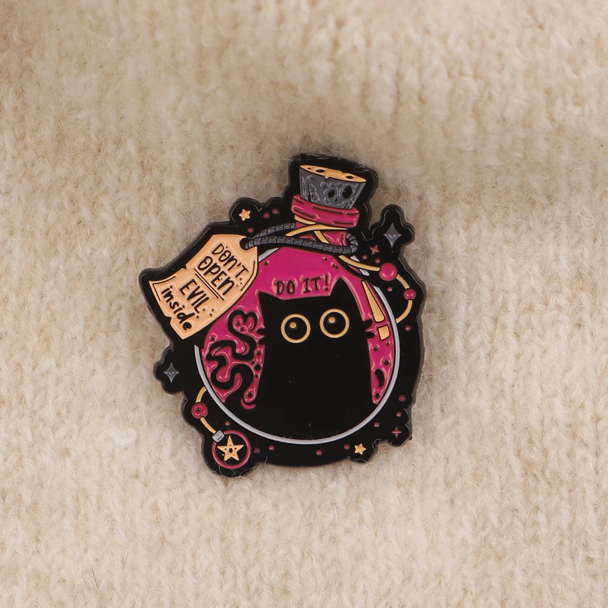 Skeleton Tarot Card Enamel Pin Divination Brooch For Coat Women's Brooches Black Cat Badges Witch Jewelry Gift for Friends