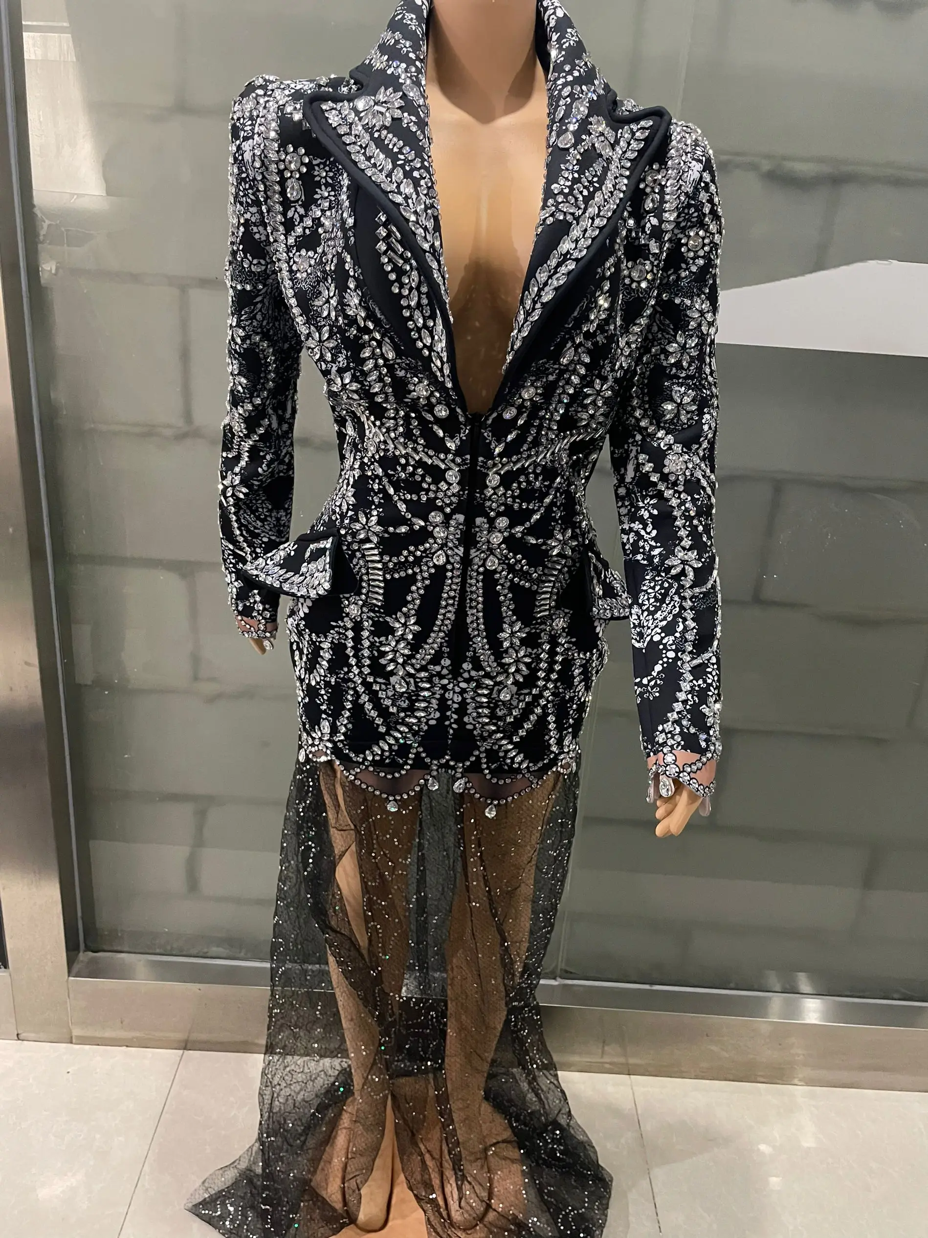 

Fashion Crystals Rhinestones Evening Party Long Tas Dress Women Tassel Club Dress Black Sexy Jazz Singer Dancer Stage Costumes