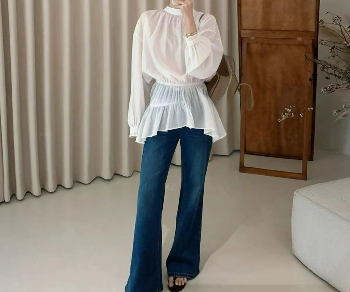 

Early Spring New Temperament Fashion Sense Versatile Loose Design Sense Sweet Lace Shirt Top