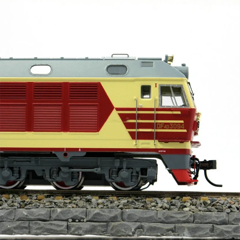 BACHMANN Model pociągu amerykański BWC HO typ 1/87 Tianchao DF4D Ruiran młodzieżowy model pociągu cywilizacyjnego zabawka