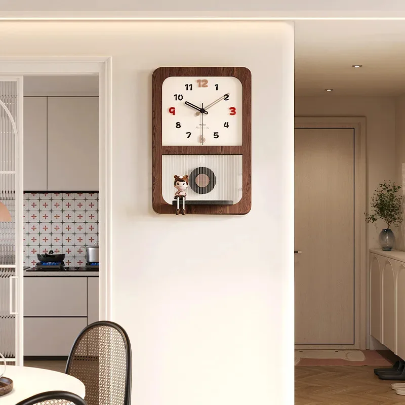 

Vintage Creative Clock Wall Clock Living Room Modern Fashion Silent Retro High End Home Clock