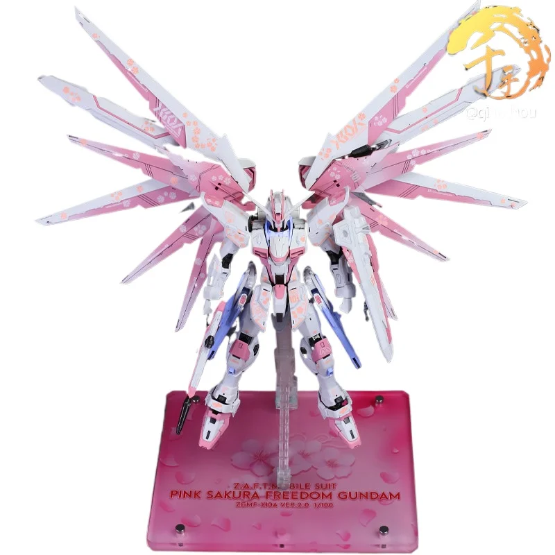 

Bandai MG spring macaron powder cherry blossom free 2.0 up to assemble model thousand hands gradual change color female gift
