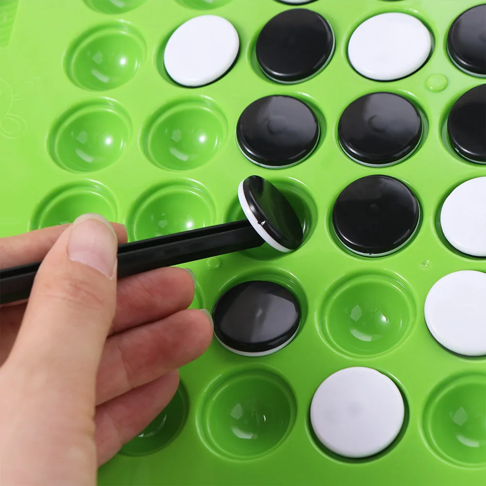 

Tabletop Game Flip Black White Chess Board Parent-Child Interactive Touch Flip Overturn Chess Montessori Portable