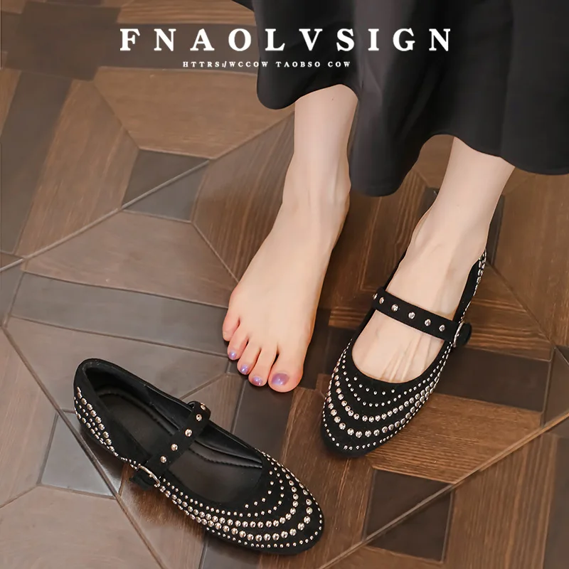 

Retro Flat Shoes for Women Autumn Winter New Rivet Comfortable Round Toe Mary Jane Shoes Ladies Work Large Size Women's Shoes