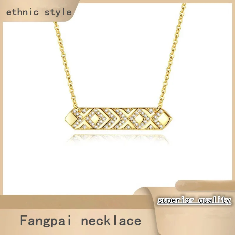 

Irregular rectangular necklace with high-quality zircon design, fashionable and niche hanging chain