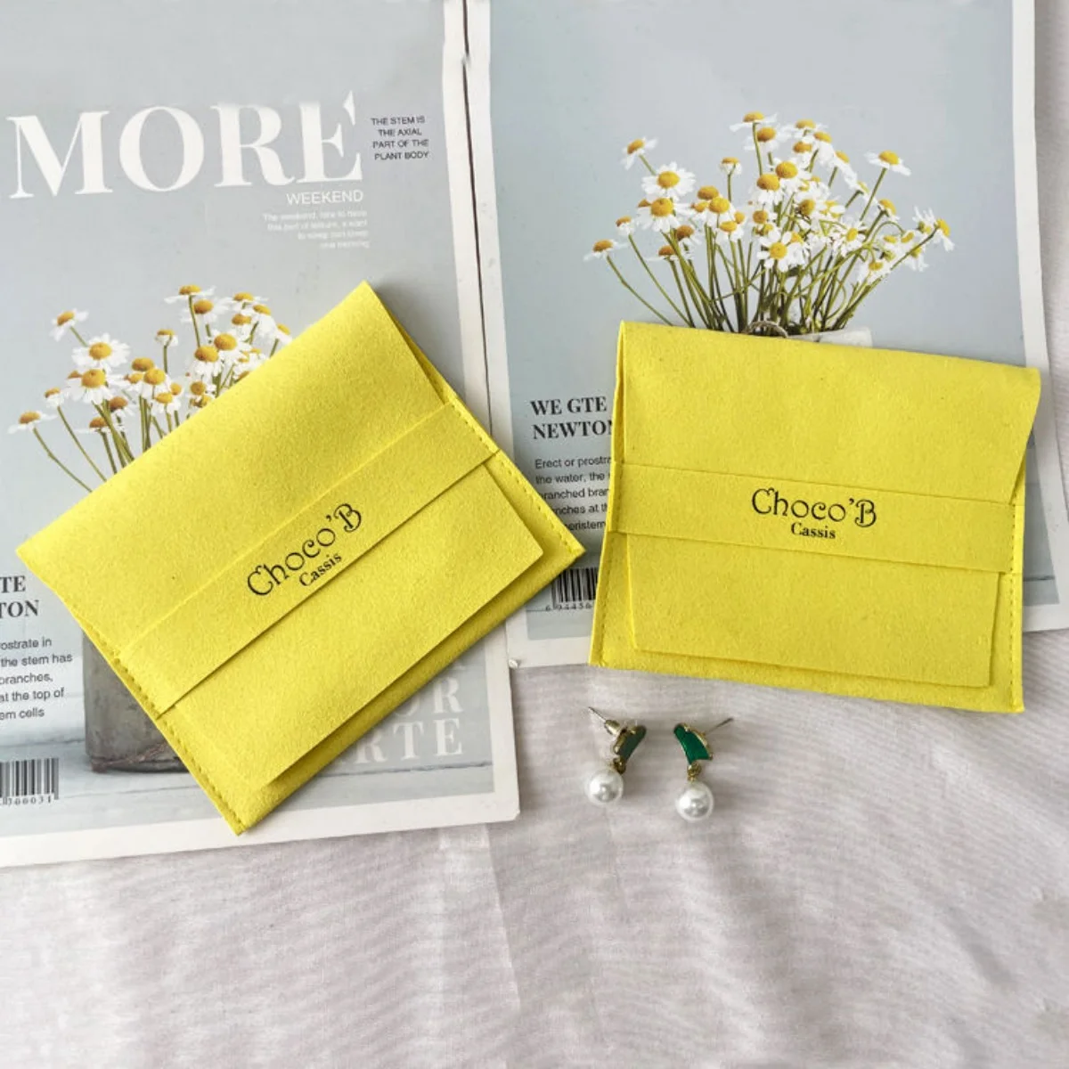 

50 шт., белая парусиновая хлопковая сумка из мешковины на шнурке, кольца, упаковка, подарок на свадьбу, день рождения, мешок для ювелирных изделий с логотипом, сумка-органайзер