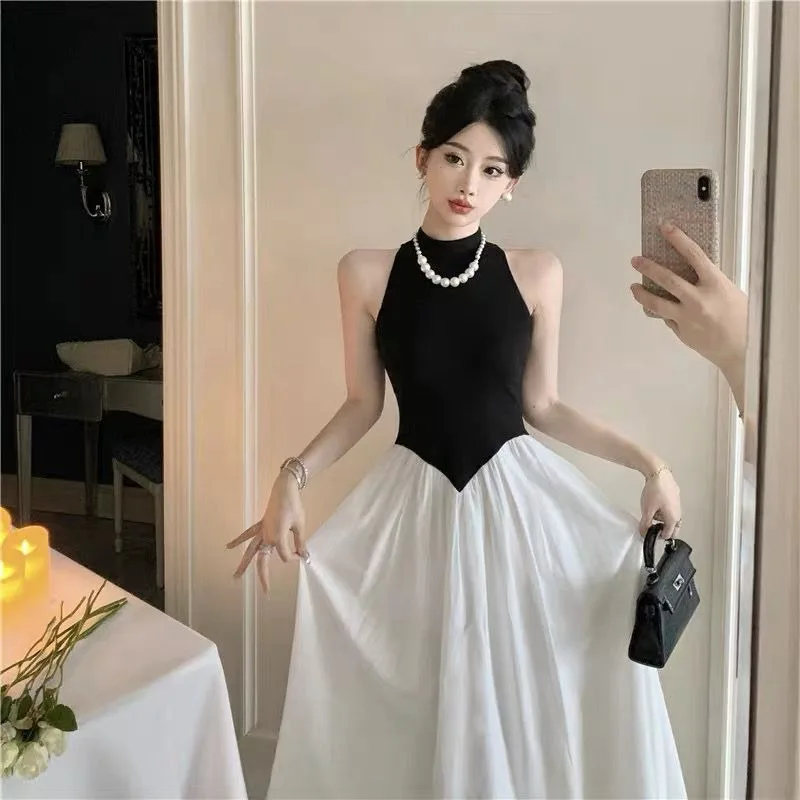 فساتين نسائية للعطلات ذات ألواح كبيرة عصرية ملابس الشارع الشهير على طراز الشاطئ موضة كورية بدون أكمام فساتين صيفية شعبية يوميًا