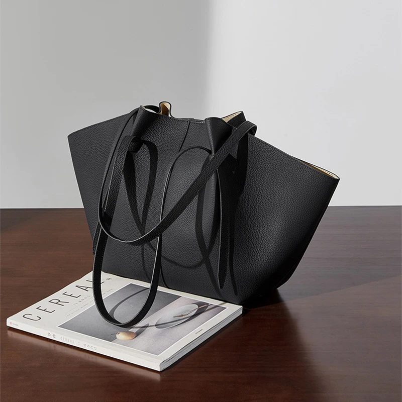 Brand Luxury Leather Fashionable Bat Bag Casual Simple Solid Color Large Capacity Shoulder Bag With Drawstring Inner Pocket New