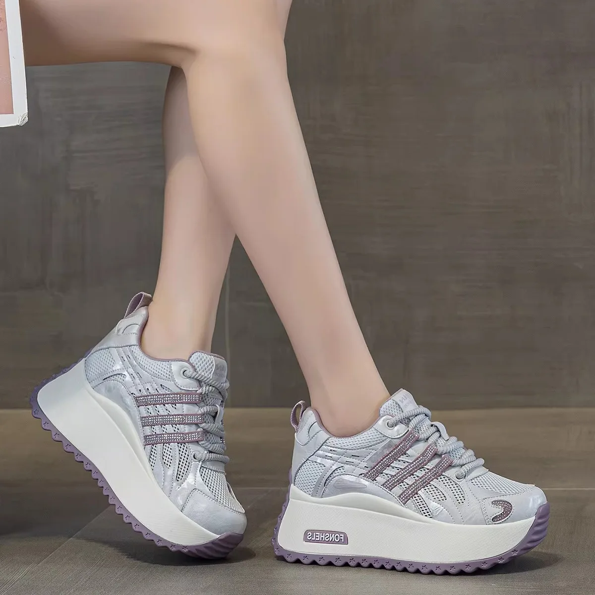 

Women's Breathable Mesh Running Shoes Genuine Leather Low Top Fashion Sneakers Comfortable Sporty Footwear Summer Season