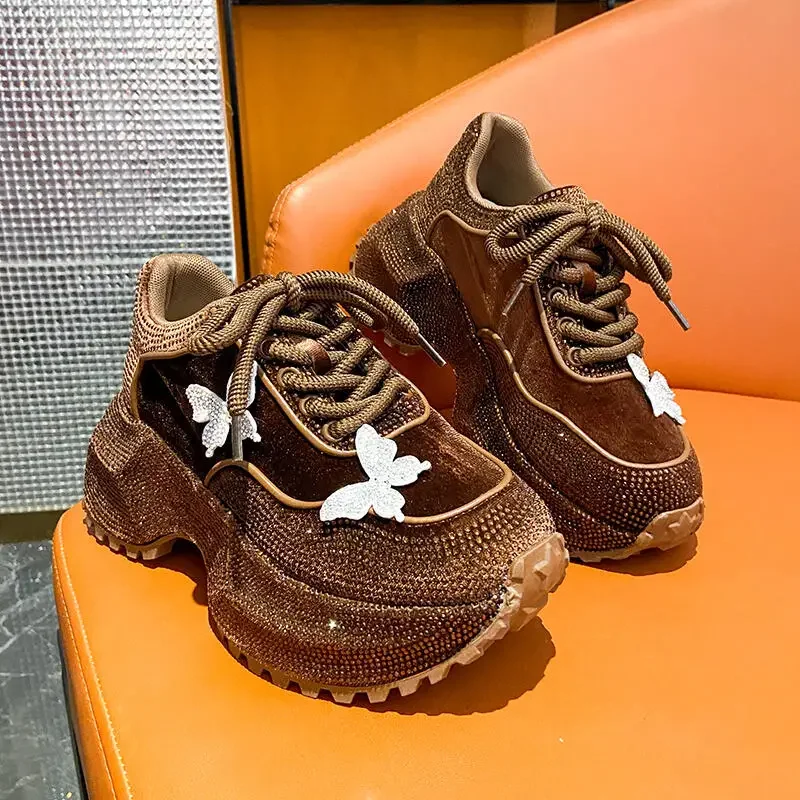 أحذية رياضية فاخرة ذات نعل سميك على شكل فراشة من حجر الراين للنساء لشتاء 2025 مصنوعة من قماش الترتر بجزء سفلي سميك أحذية رياضية مصممة للسيدات #6