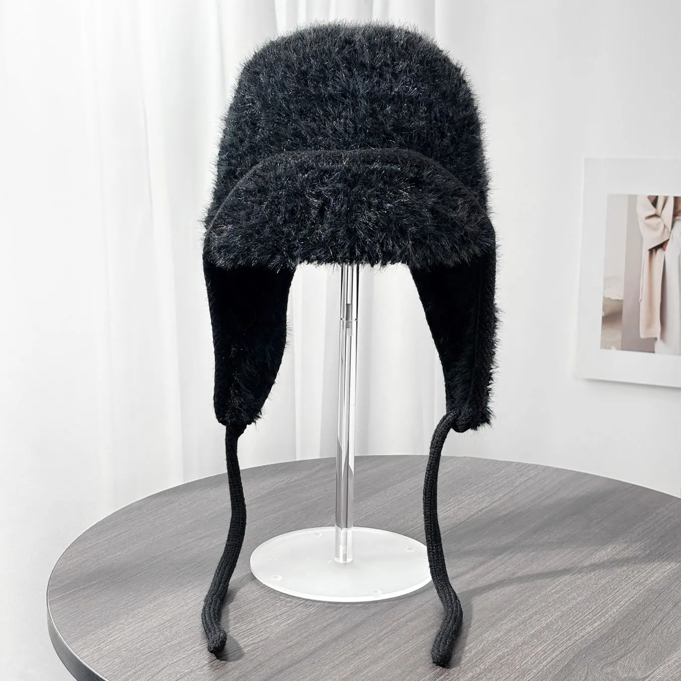 Chapéu Lei Feng de lã de inverno, cor sólida, macio, pelúcia, proteção para os ouvidos, chapéu de malha quente e resistente ao frio com cordão à prova de vento