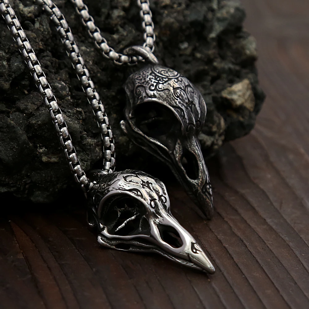 Retro Nordic Odin Crow Skull Wisiorek dla mężczyzn Kobiety Gothic 316L Naszyjnik ze stali nierdzewnej Raven Skull Biżuteria modowa Droshipping