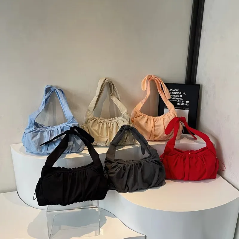 نايلون الصلبة زيبر حقائب كتف عادية بسيطة حقيبة عالية الجودة للنساء 2025 رائجة البيع حقائب كروسبودي عصرية متعددة الاستخدامات