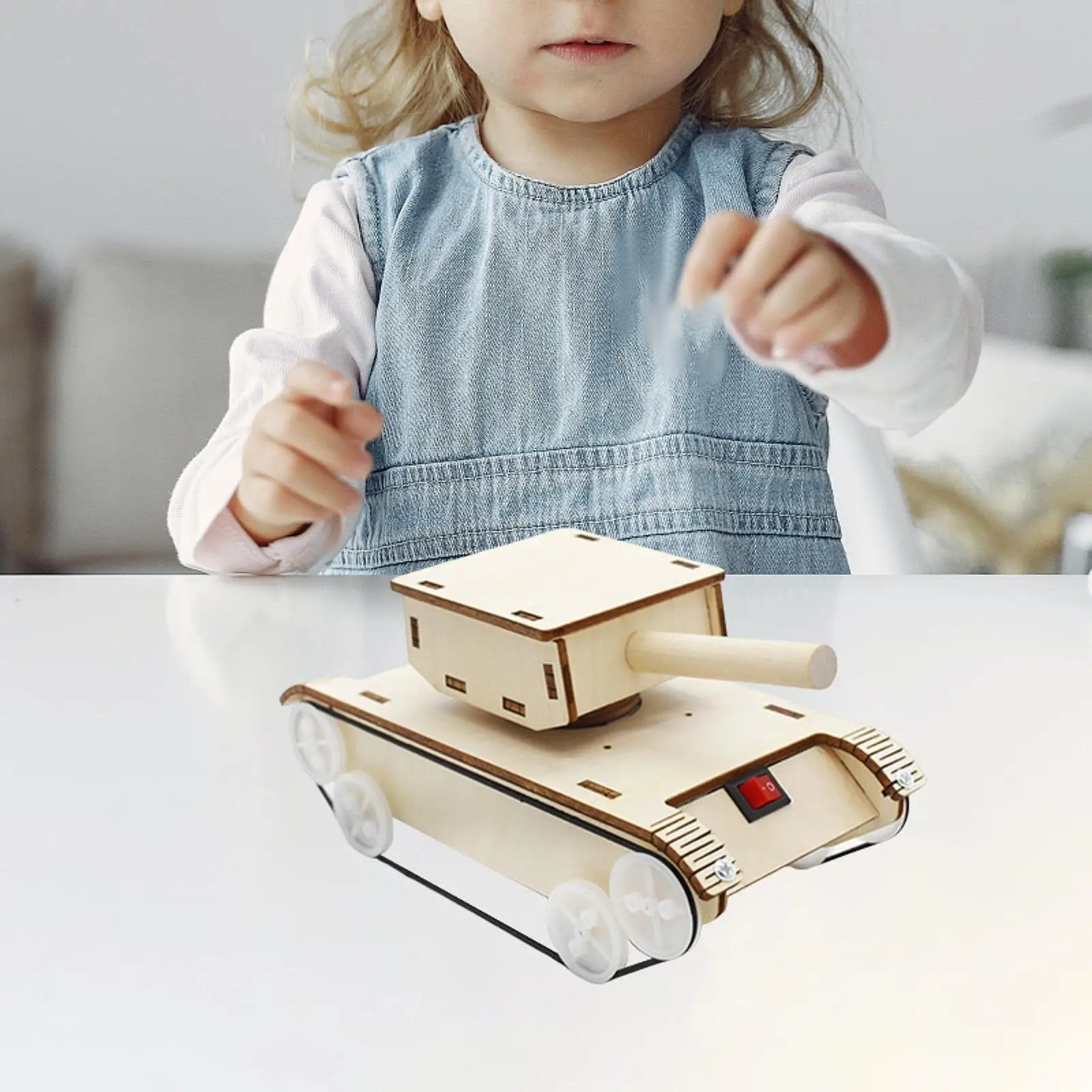 

Wooden Tank Material Kit DIY Science Toy Multifunctional Rotatable Turret