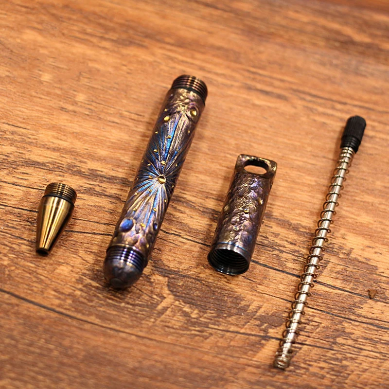 Mini Hand แกะสลัก Starry Sky EDC ไทเทเนียมยุทธวิธีปากกาทังสเตนหักหน้าต่างปากกาโลหะ