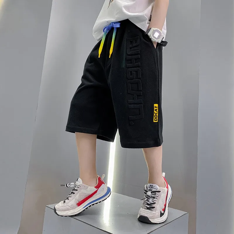 جديد الفتيان السراويل الصيف قصيرة الرياضة القطن Sweatpants الفتيان الركبة طول السراويل حجم 5 7 10 12 13 14 سنة Hot البيع الاطفال الملابس