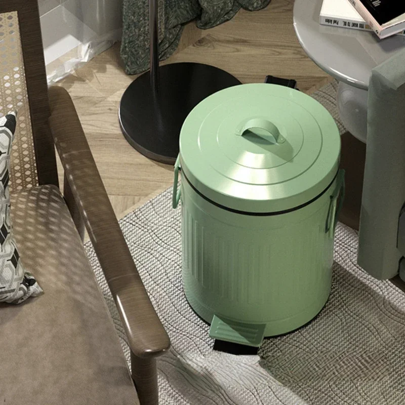 Retro Trash Can with Slow Down Pedal Stainless Steel Luxurious Recycling Bin for Living Room Durable Waste Solution