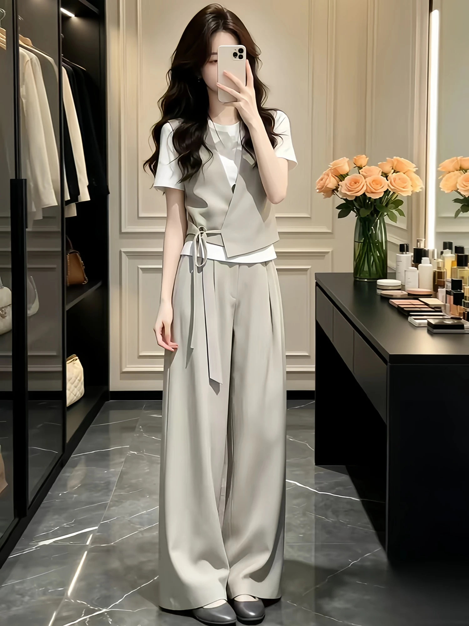 

Fashionable Commute Three-Piece Set Women's Summer 2026 New High-End Feeling Vest Short Sleeve Wide Leg Pants Elegance Simple...