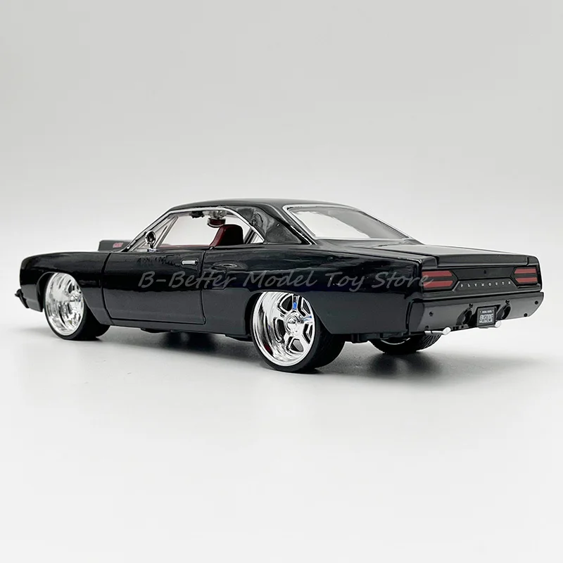 1:24 Diecast Car Model Toy Plymouth Road Runner Vehicle Replica Collector Edition