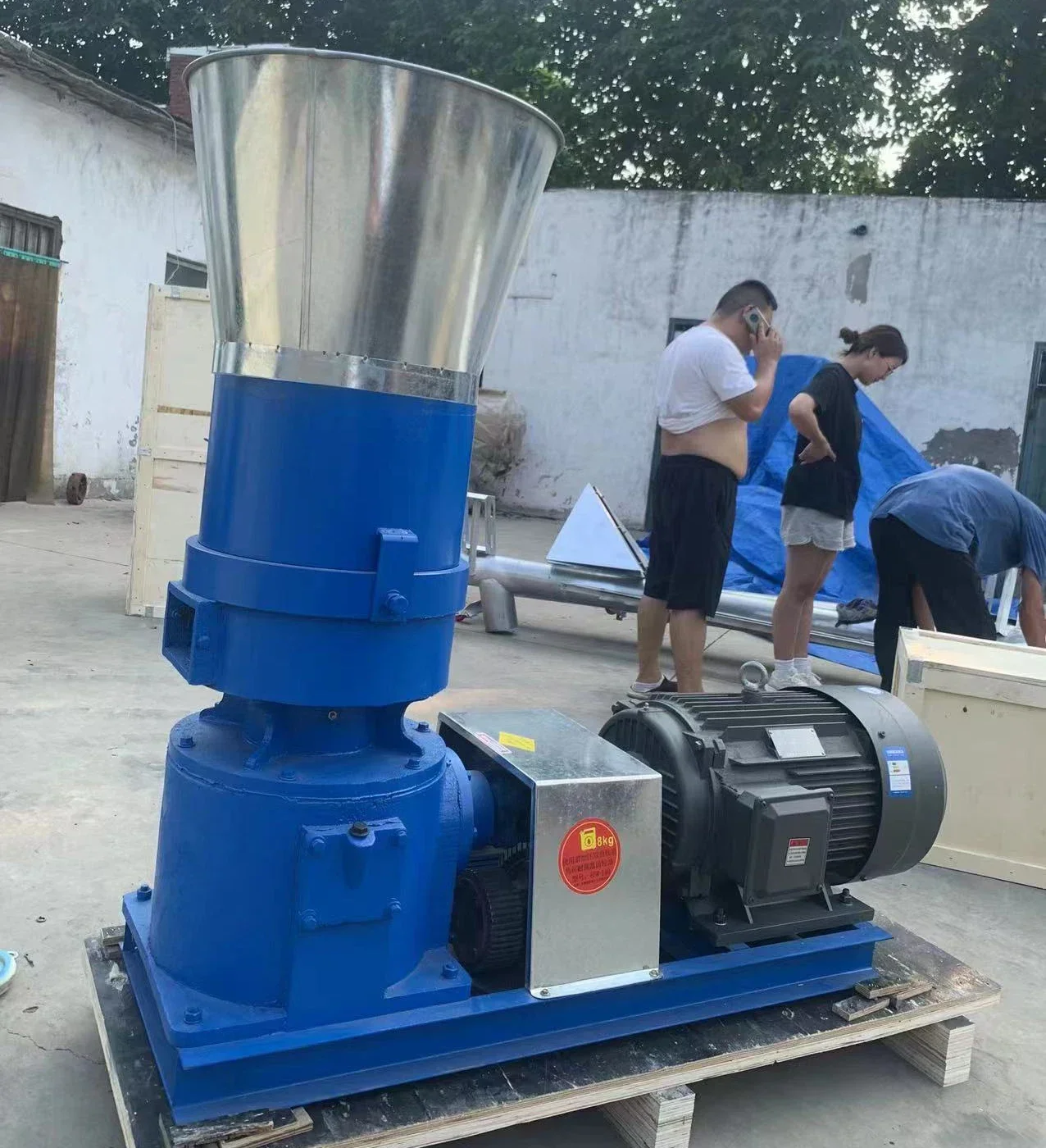 Small pellet mill, dual-use for dry and wet feed, home livestock farming equipment for granulation