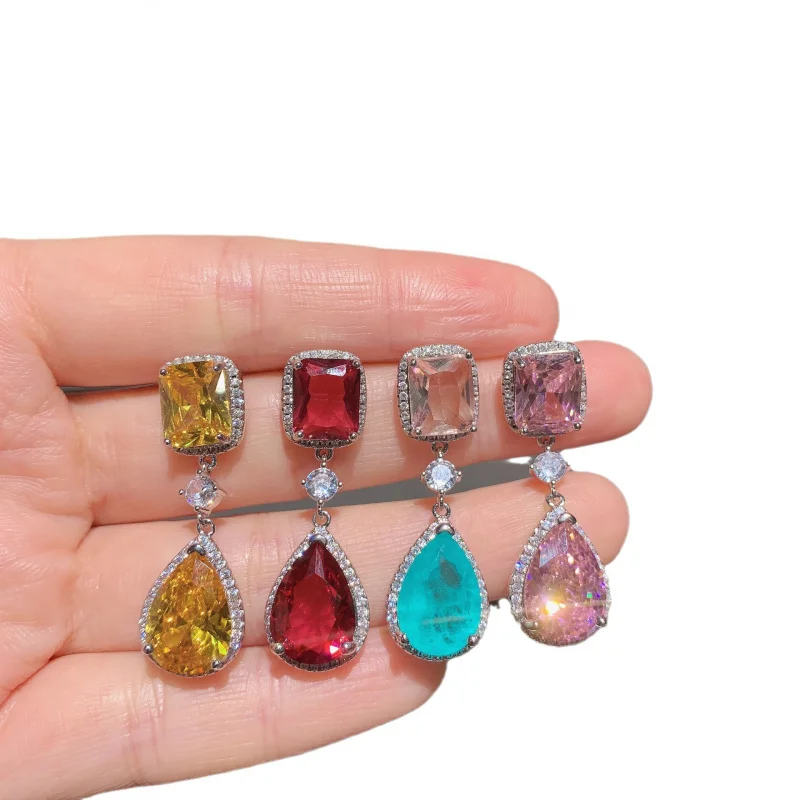 European and American Light Luxury High-end Evening Dress Earrings Vintage Temperament Drop Earrings Artificial Crystal Zircon E