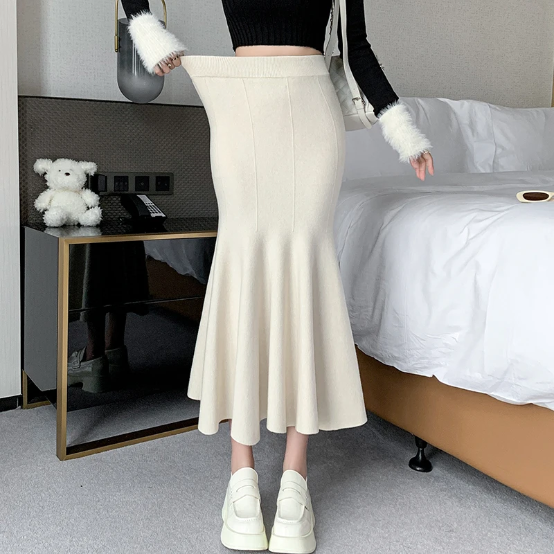 Mermaid Knitted Skirt for Women Slim Fit Fishtail Skirt Thickened Long Woolen Skirt Autumn Winter 2024