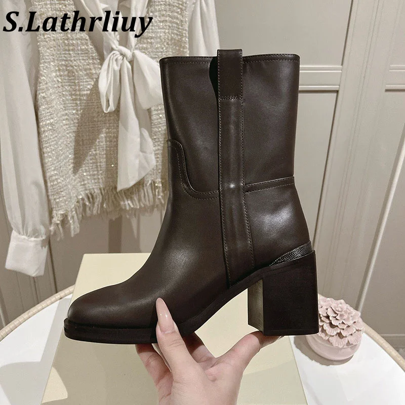 Women's 2026 solid color retro thick soled short boots autumn and winter multifunctional fashion boots office commuting boots