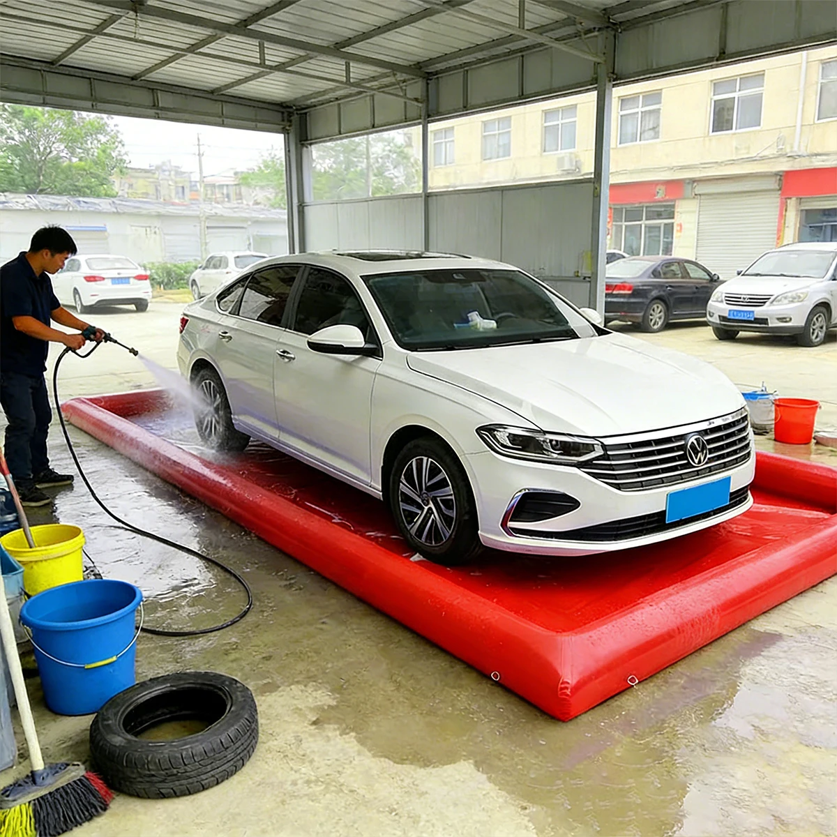 Mata do mycia samochodu, dmuchany basen, mata do mycia samochodu z poduszką powietrzną, przenośna dmuchana mata do mycia samochodu do czyszczenia samochodów i zbierania wody.