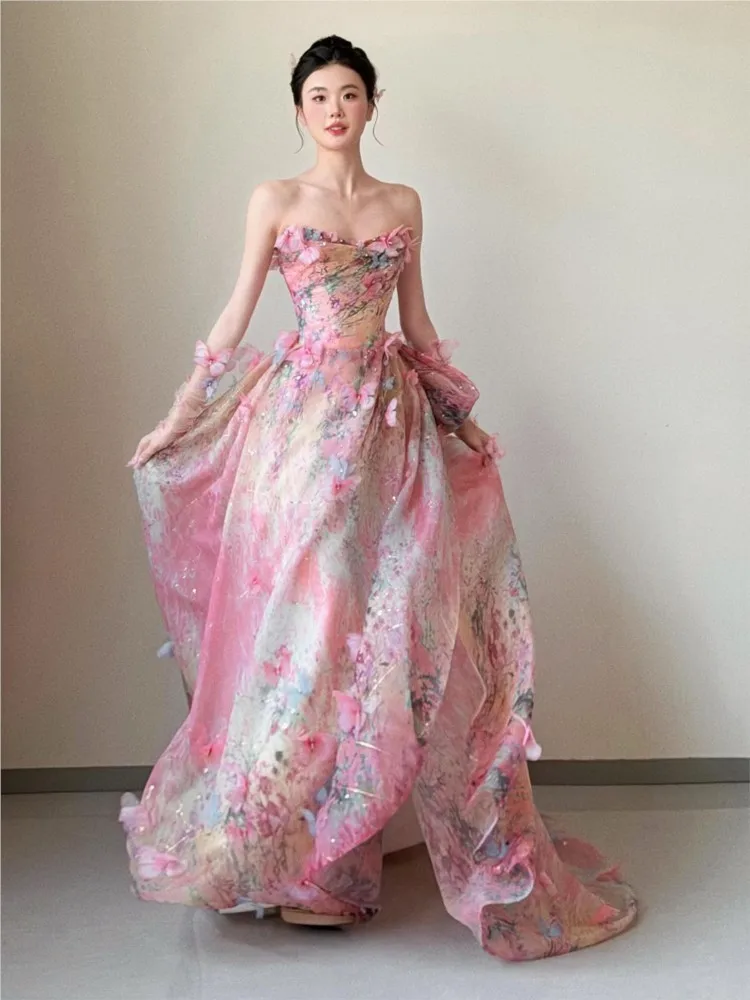 

Платье без бретелек для торжества, очень милое, с цветочным принтом, для студенток, на день рождения, в честь совершеннолетия.