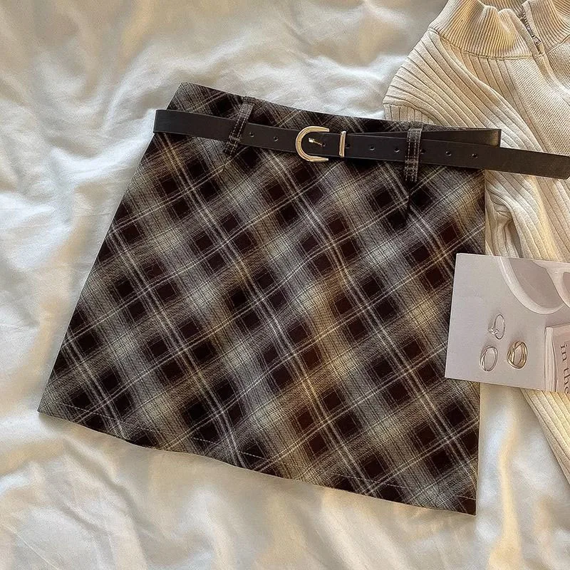 Retro Plaid A-Line Skirts Women Autumn Winter 2026 New Korean High Waist Slim Mini Skirts Fashion with Belt Short Pencil Skirt