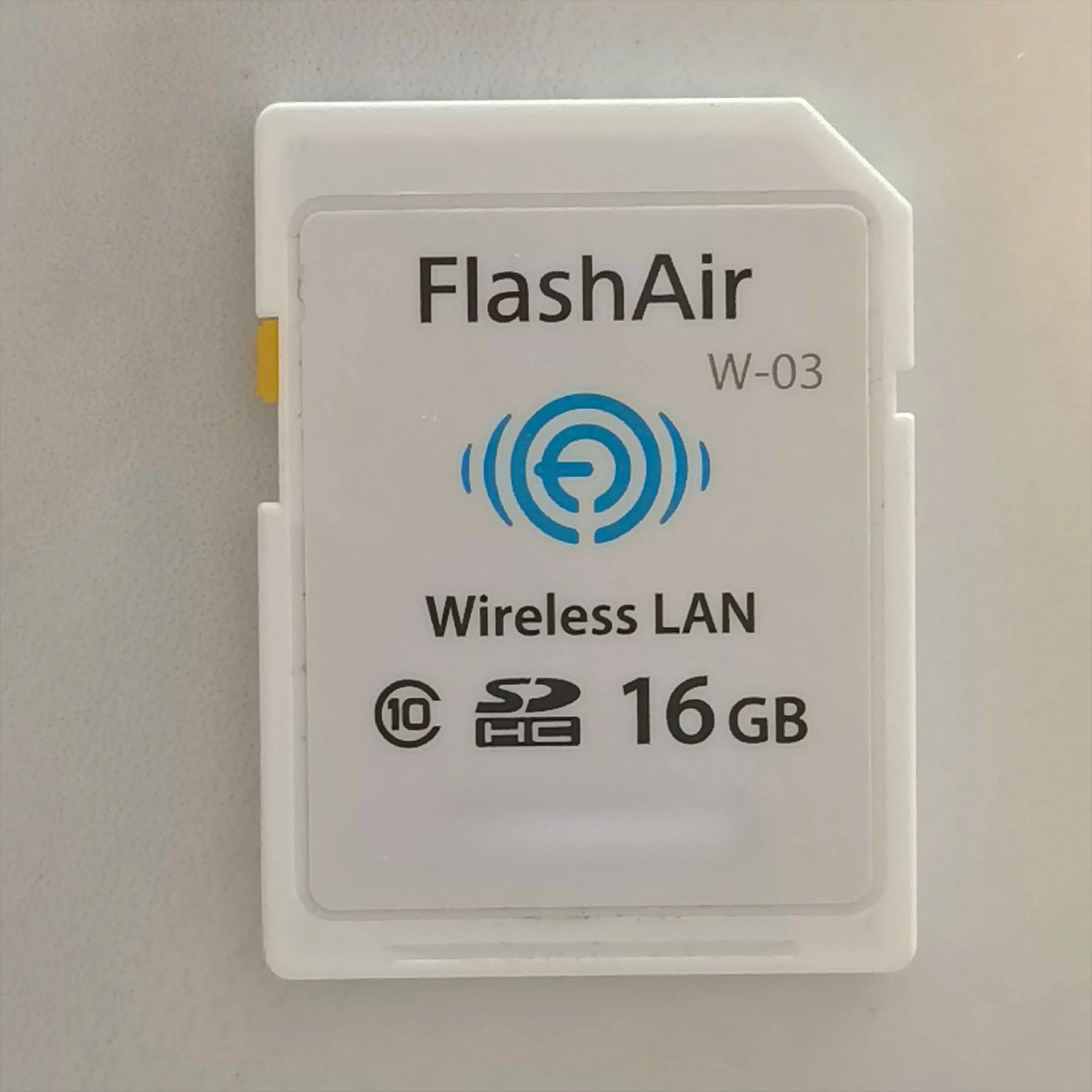 utilizzato-per-scheda-sd-wi-fi-lan-wireless-toshiba-flashair-16gb-sdhc-classe-10-w-02