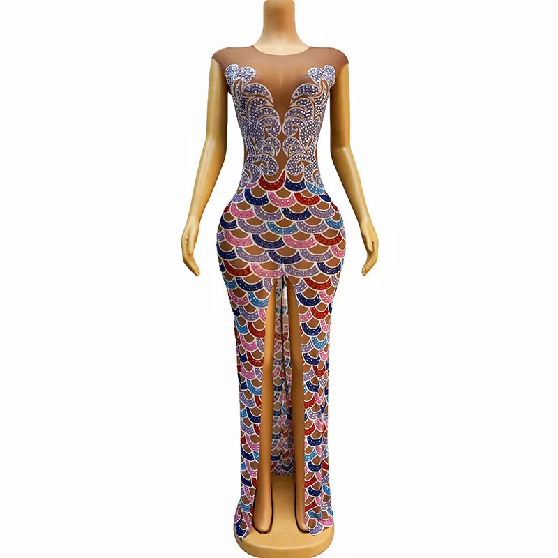 Vestido de noite longo sem mangas comercial – estilo celebridade, padrão colorido, divisão frontal sexy, ajuste fino para vestido de banquete de empresa